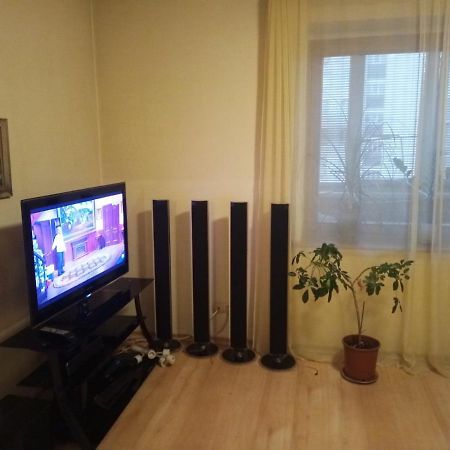 Бастионная 1/36 Apartment Kyiv Exterior photo
